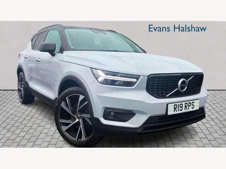 Volvo XC40 ESTATE 2.0 T4 R-Design Pro Auto Euro 6 (s/s) 5dr