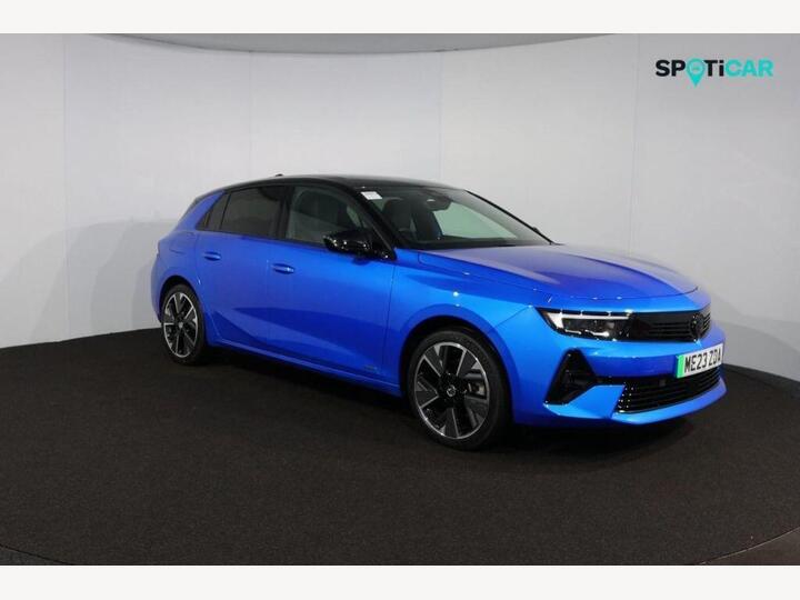 Vauxhall Astra 54kWh Ultimate Auto 5dr