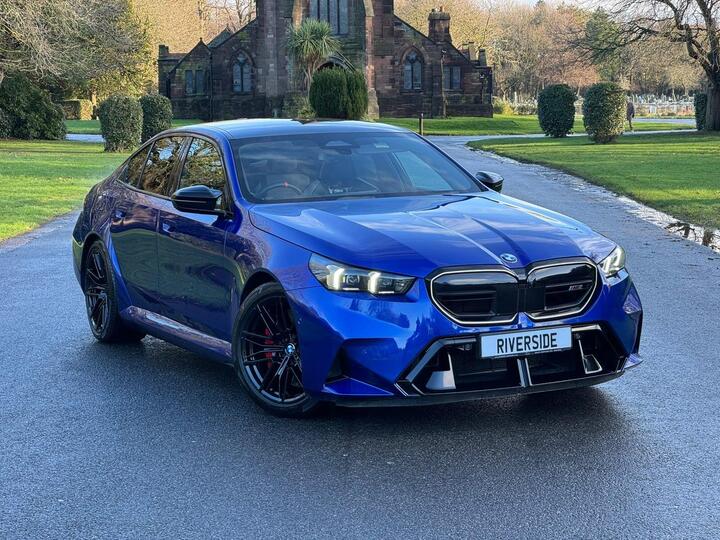 BMW M5 4.4 22.1kWh Steptronic XDrive Euro 6 (s/s) 4dr