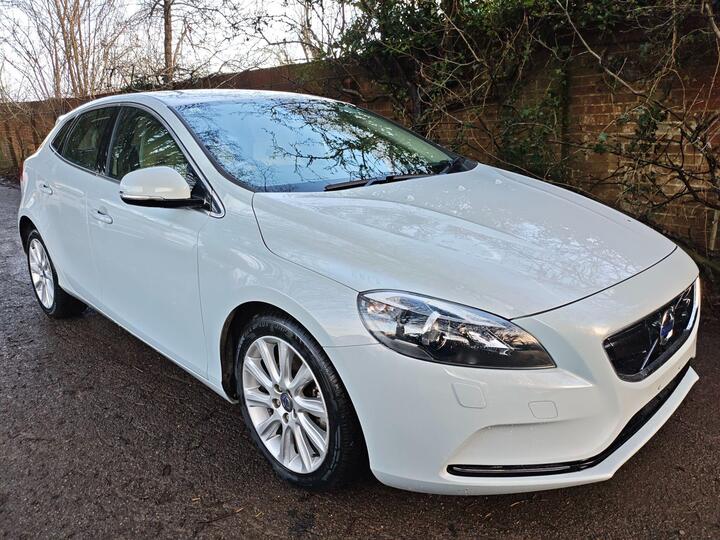 Volvo V40 1.6 T4 SE Lux Nav Powershift Euro 5 (s/s) 5dr