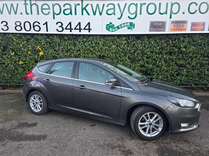 Ford Focus 1.0T EcoBoost Zetec Auto Euro 6 (s/s) 5dr