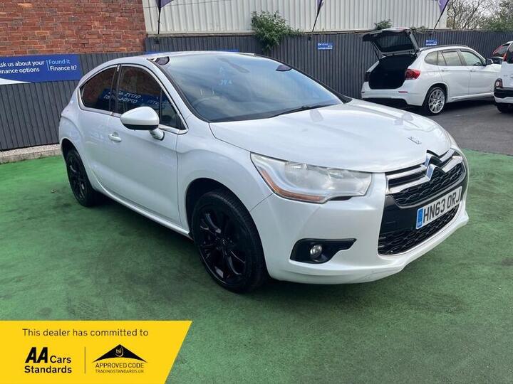 Citroen DS4 1.6 E-HDi Airdream DStyle Euro 5 (s/s) 5dr Citroen DS4 1.6 E-HDi Airdream DStyle Euro 5 (s/s) 5dr