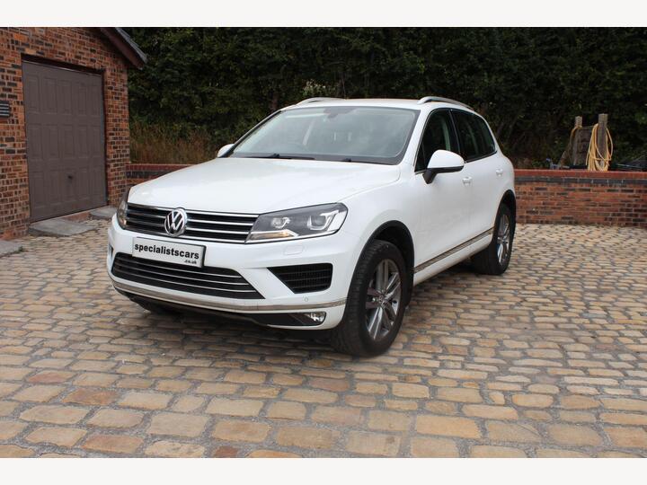 Volkswagen Touareg 3.0 TDI V6 BlueMotion Tech SE Tiptronic 4WD Euro 6 (s/s) 5dr