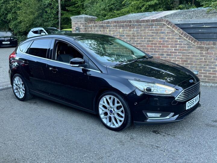 Ford FOCUS 1.0T EcoBoost Titanium X Euro 6 (s/s) 5dr
