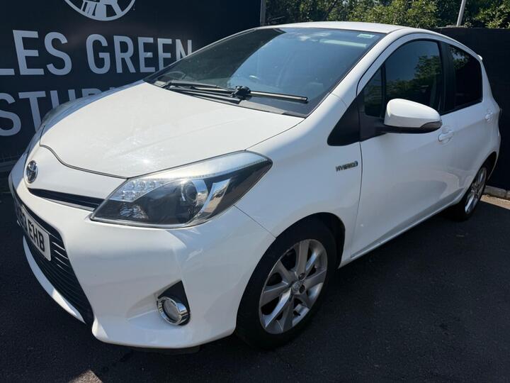 Toyota Yaris 1.5 VVT-h T Spirit CVT Euro 5 5dr