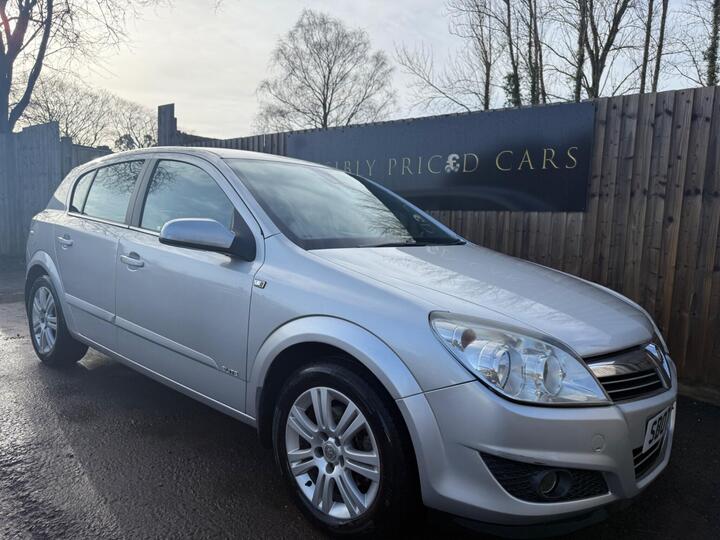 Vauxhall Astra 1.8i 16v Elite 5dr