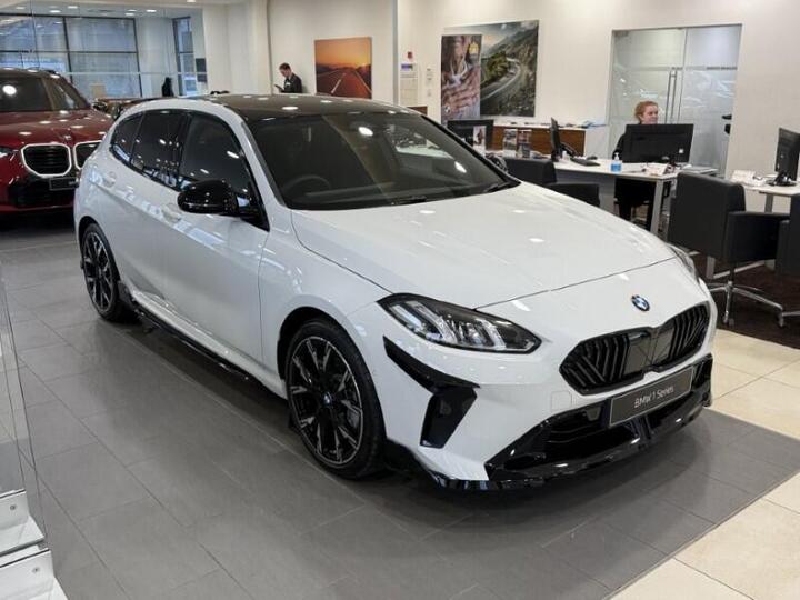 BMW 1 SERIES 1.5 120i MHT M Sport DCT Euro 6 (s/s) 5dr