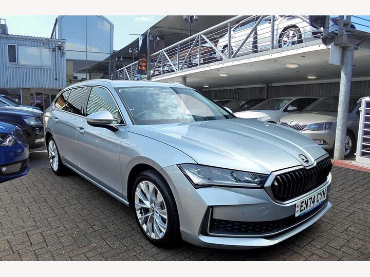 Skoda Superb 2.0 TDI SE L DSG Euro 6 (s/s) 5dr Skoda Superb 2.0 TDI SE L DSG Euro 6 (s/s) 5dr