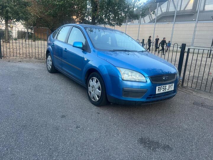 Ford Focus 1.6 LX 5dr