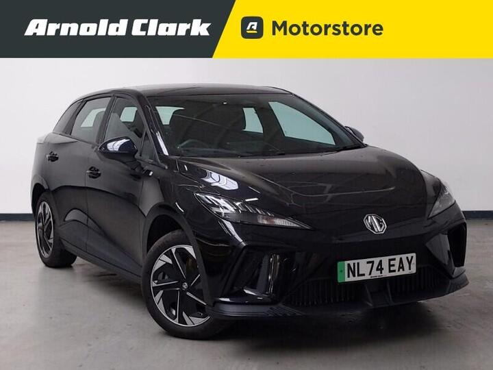 MG MG4 64kWh SE Long Range Auto 5dr
