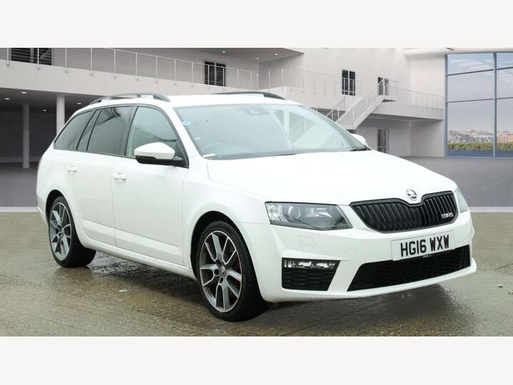 Skoda OCTAVIA 2.0 TFSI VRS Euro 6 (s/s) 5dr (SNav)