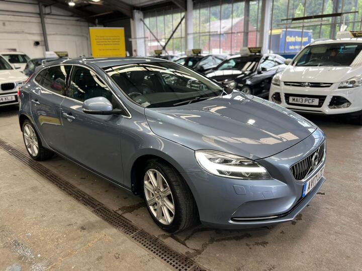 Volvo V40 2.0 T2 Inscription Euro 6 (s/s) 5dr