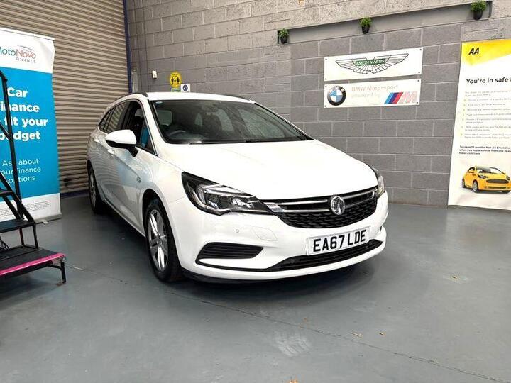 Vauxhall Astra 1.6 CDTi EcoTEC BlueInjection Tech Line Nav Sports Tourer Euro 6 5dr