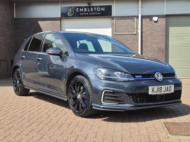 Volkswagen Golf 1.4 TSI 8.7kWh GTE Advance DSG Euro 6 (s/s) 5dr