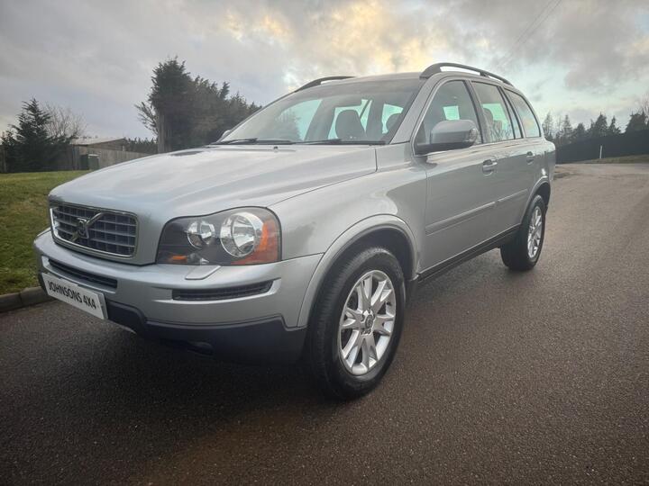 Volvo XC90 2.4 D5 SE Geartronic AWD 5dr