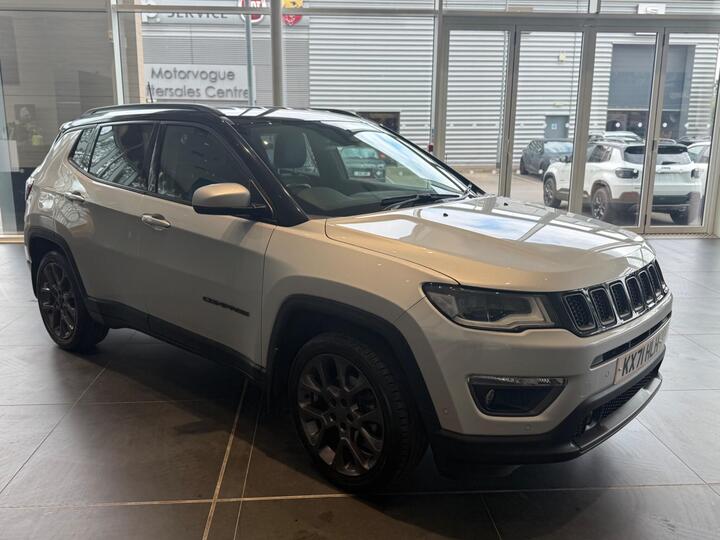 Jeep Compass 1.4T MultiAirII S Euro 6 (s/s) 5dr Jeep Compass 1.4T MultiAirII S Euro 6 (s/s) 5dr