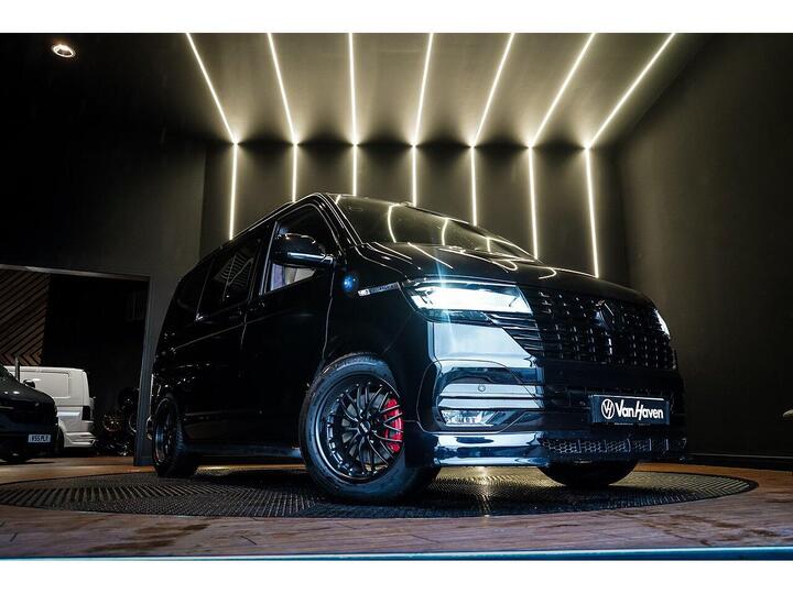 Volkswagen Transporter BiTDI T32 Highline Combi Van 2.0 Automatic Diesel