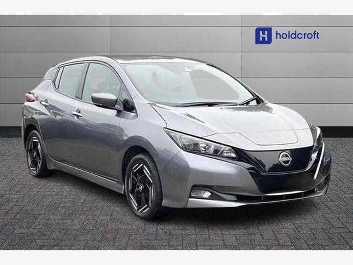 Nissan Leaf 39kWh Acenta Auto 5dr