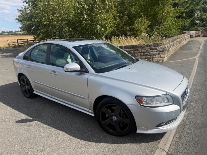 Volvo S40 2.0 D3 R-Design Euro 5 4dr