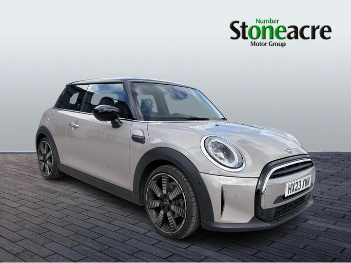 MINI Hatch 1.5 Cooper Exclusive Steptronic Euro 6 (s/s) 3dr