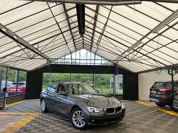 BMW 3 SERIES 1.5 318i SE Auto Euro 6 (s/s) 4dr