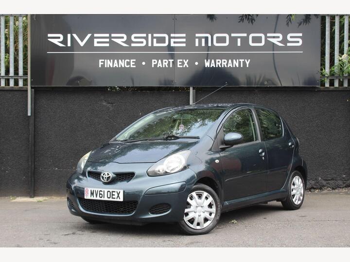Toyota AYGO 1.0 VVT-i Ice Euro 5 5dr