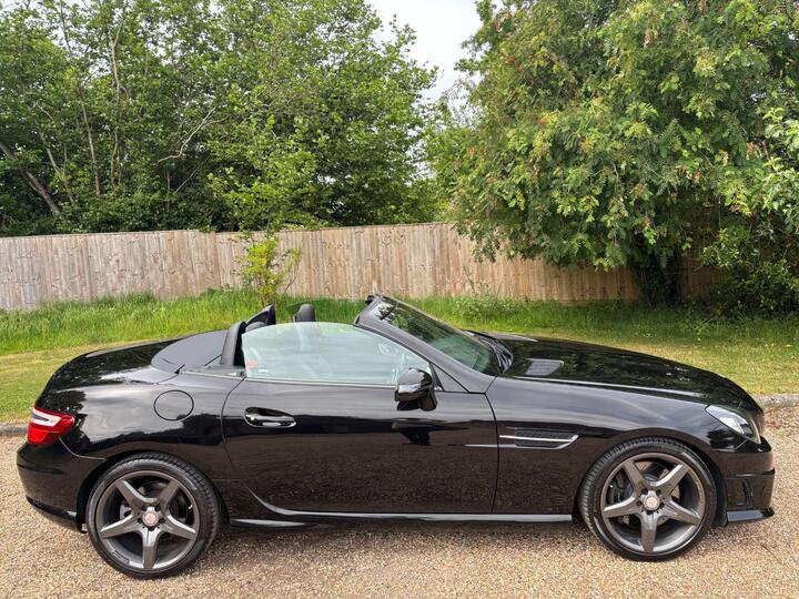Mercedes-Benz SLK 2.1 SLK250 CDI AMG Sport G-Tronic+ Euro 5 (s/s) 2dr Mercedes-Benz SLK 2.1 SLK250 CDI AMG Sport G-Tronic+ Euro 5 (s/s) 2dr