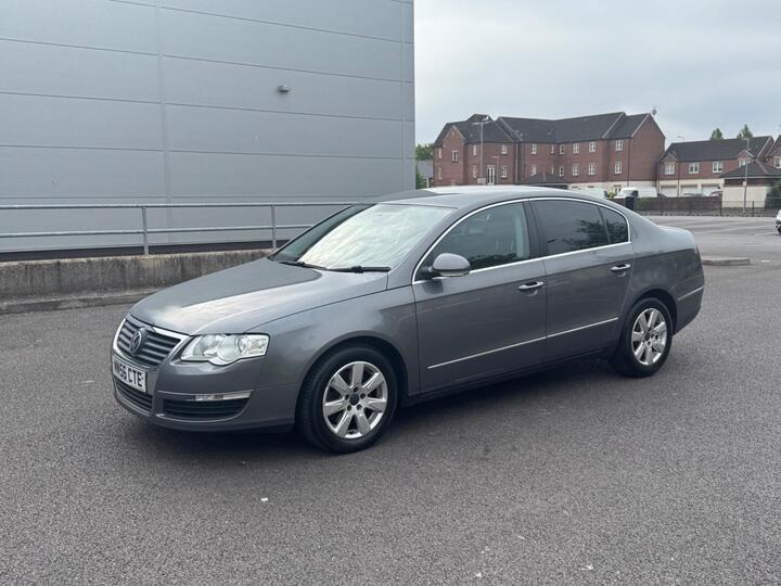 Volkswagen Passat 2.0 TDI SE DSG Euro 4 4dr