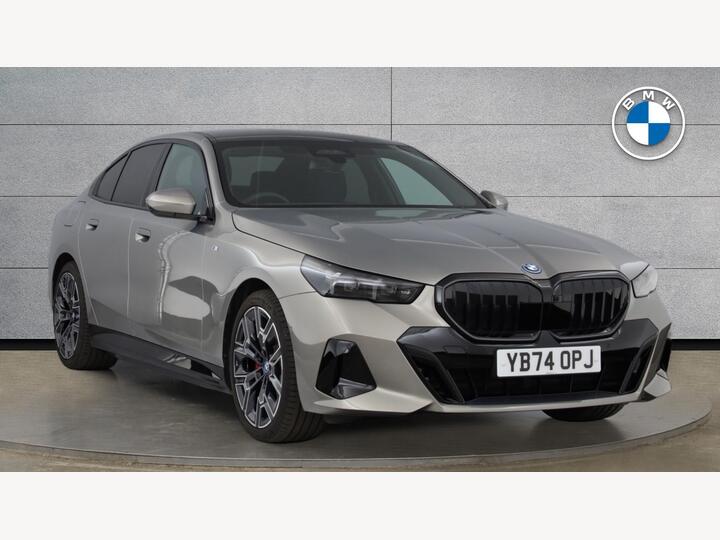 BMW 5 Series 2.0 530e 22.1kWh M Sport Pro Steptronic Euro 6 (s/s) 4dr BMW 5 Series 2.0 530e 22.1kWh M Sport Pro Steptronic Euro 6 (s/s) 4dr