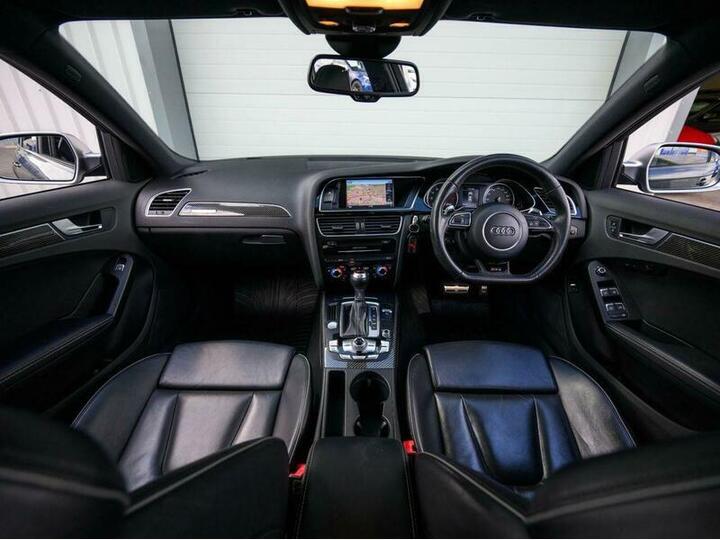 Audi RS4 AVANT 4.2 FSI V8 S Tronic Quattro Euro 5 5dr