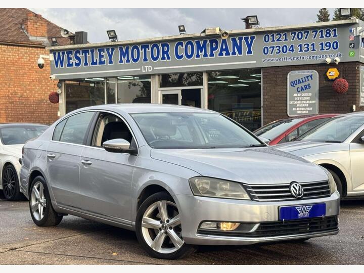 Volkswagen Passat 2.0 TDI BlueMotion Tech SE DSG Euro 5 (s/s) 4dr