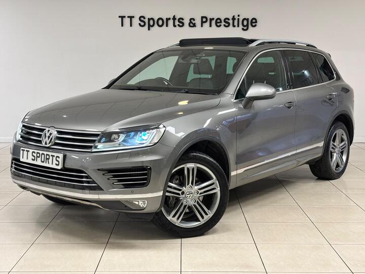 Volkswagen Touareg 3.0 TDI V6 BlueMotion Tech R-Line Tiptronic 4WD Euro 6 (s/s) 5dr Volkswagen Touareg 3.0 TDI V6 BlueMotion Tech R-Line Tiptronic 4WD Euro 6 (s/s) 5dr