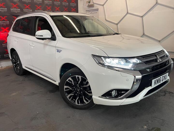 Mitsubishi Outlander 2.0h 12kWh GX4hs CVT 4WD Euro 6 (s/s) 5dr Mitsubishi Outlander 2.0h 12kWh GX4hs CVT 4WD Euro 6 (s/s) 5dr