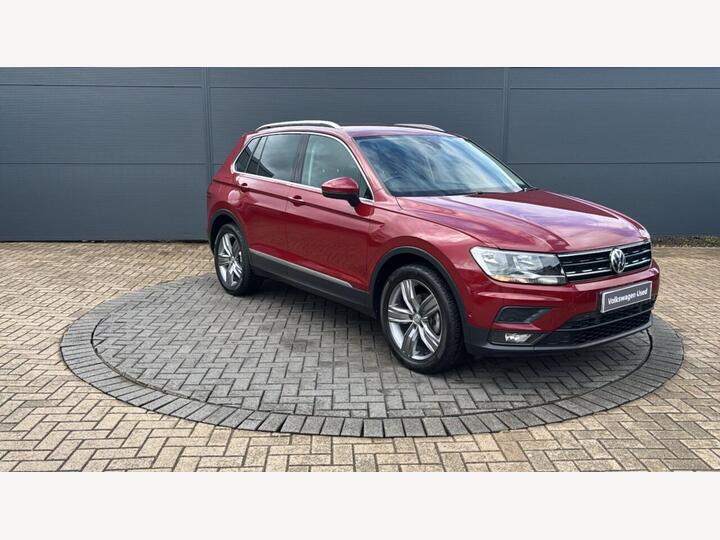 Volkswagen Tiguan 2.0 TDI Match DSG Euro 6 (s/s) 5dr Volkswagen Tiguan 2.0 TDI Match DSG Euro 6 (s/s) 5dr