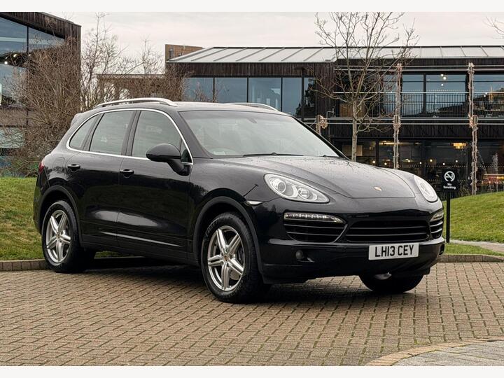 Porsche Cayenne 3.0 TD V6 Tiptronic 4WD Euro 5 (s/s) 5dr Porsche Cayenne 3.0 TD V6 Tiptronic 4WD Euro 5 (s/s) 5dr