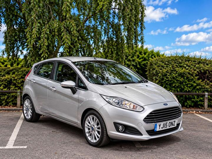 Ford FIESTA 1.25 Zetec Euro 6 5dr