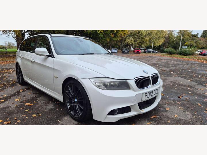 BMW 3 SERIES 2.0 320d Sport Plus Edition Touring Euro 5 (s/s) 5dr BMW 3 SERIES 2.0 320d Sport Plus Edition Touring Euro 5 (s/s) 5dr