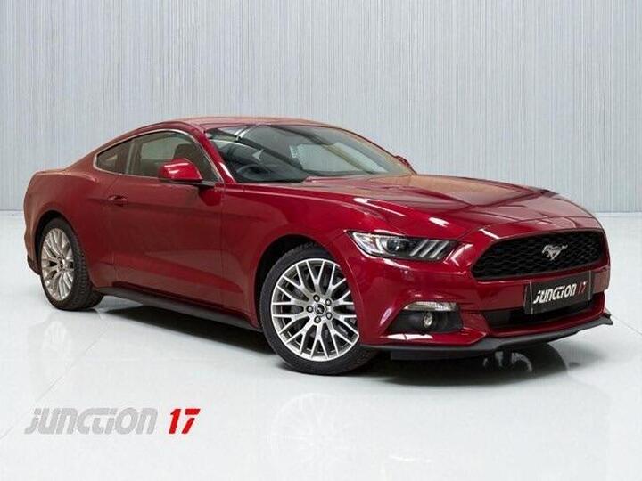 Ford Mustang 2.3T EcoBoost Fastback SelShift Euro 6 2dr Ford Mustang 2.3T EcoBoost Fastback SelShift Euro 6 2dr