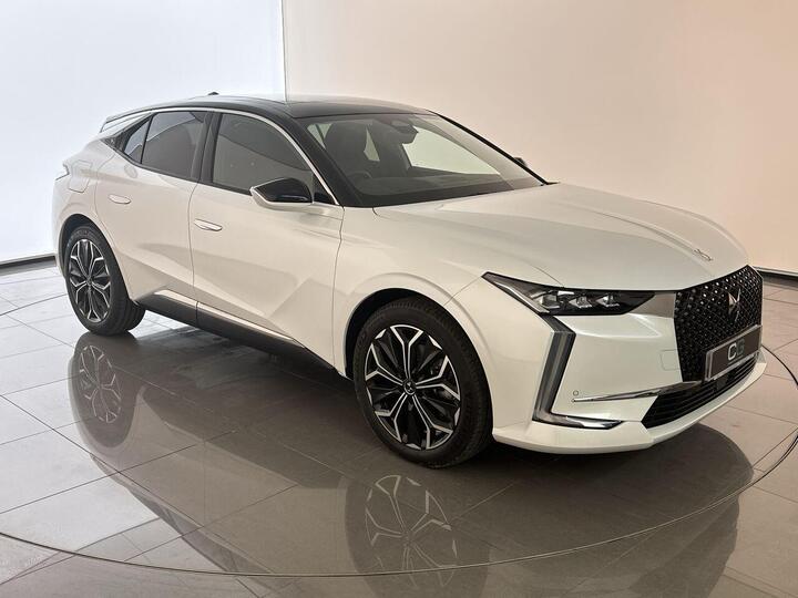 DS AUTOMOBILES DS 4 1.6 E-TENSE 12.4kWh Rivoli EAT8 Euro 6 (s/s) 5dr DS AUTOMOBILES DS 4 1.6 E-TENSE 12.4kWh Rivoli EAT8 Euro 6 (s/s) 5dr