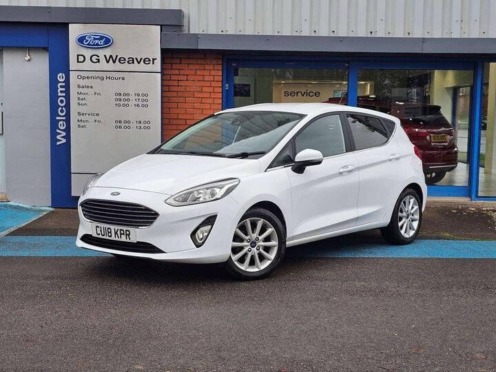 Ford Fiesta 1.0T EcoBoost Titanium Euro 6 (s/s) 5dr Ford Fiesta 1.0T EcoBoost Titanium Euro 6 (s/s) 5dr