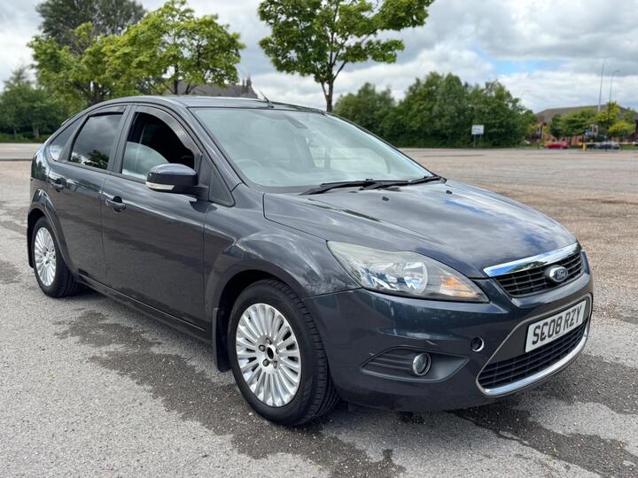 Ford Focus 1.6 TDCi DPF Titanium 5dr