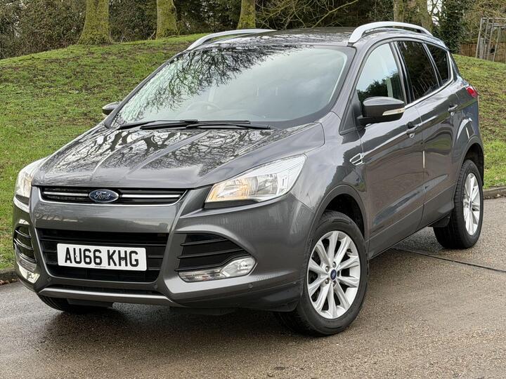 Ford Kuga 2.0 TDCi Titanium AWD Euro 6 (s/s) 5dr