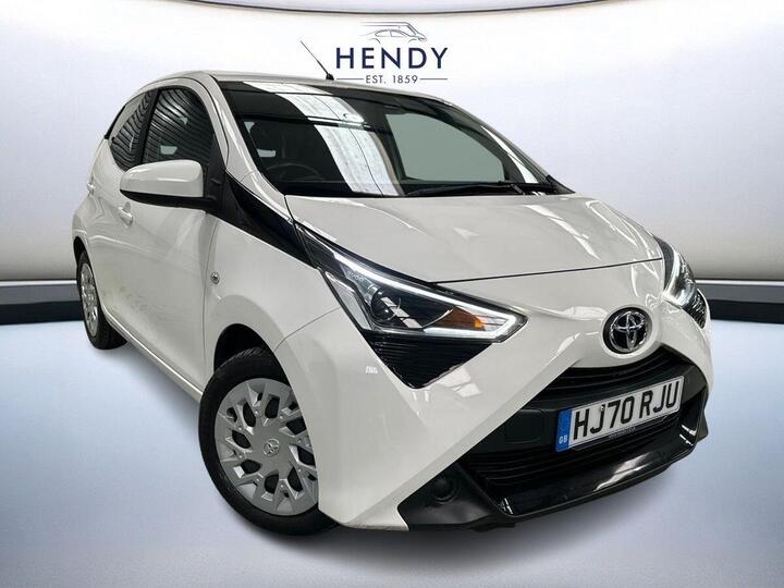 Toyota AYGO 1.0 VVT-i X-play Euro 6 5dr (Safety Sense)