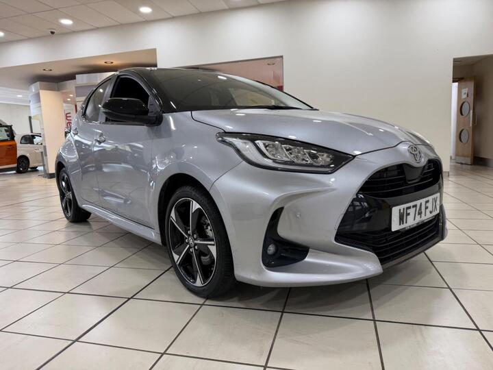 Toyota Yaris 1.5 VVT-h Premiere Edition E-CVT Euro 6 (s/s) 5dr