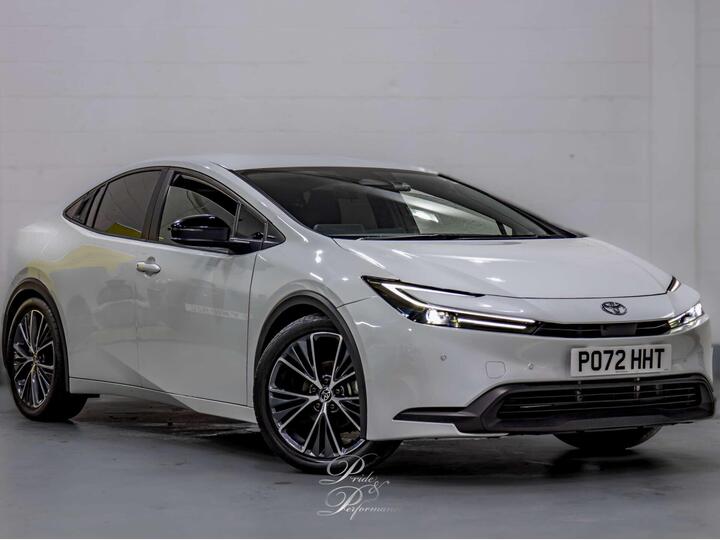 Toyota PRIUS 2.0 13.6kWh Design Hatchback 5dr Petrol Plug-in Hybrid CVT Euro 6 (s/s) (223 Ps)