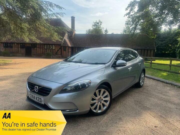 Volvo V40 1.6 D2 SE Lux Nav Euro 5 (s/s) 5dr