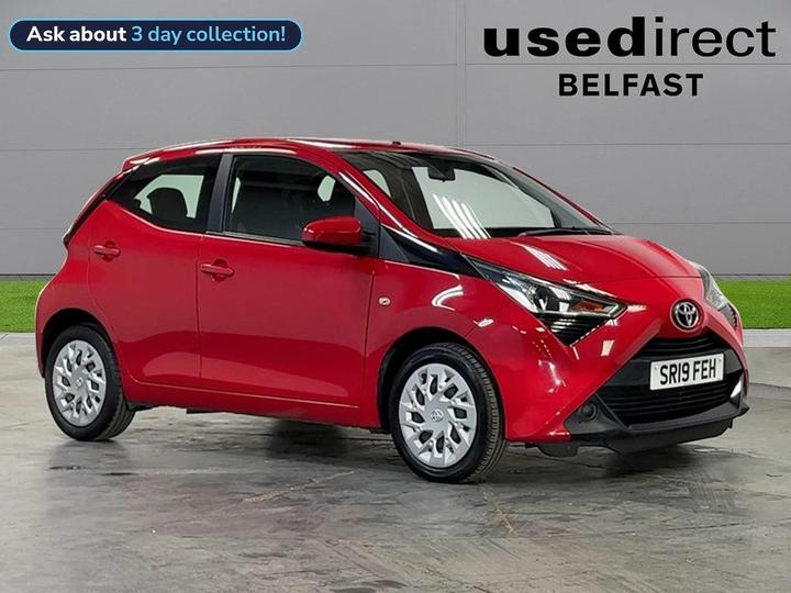 Toyota AYGO 1.0 VVT-i X-play X-shift Euro 6 5dr