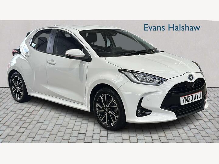 Toyota YARIS HATCHBACK 1.5 VVT-h Design E-CVT Euro 6 (s/s) 5dr