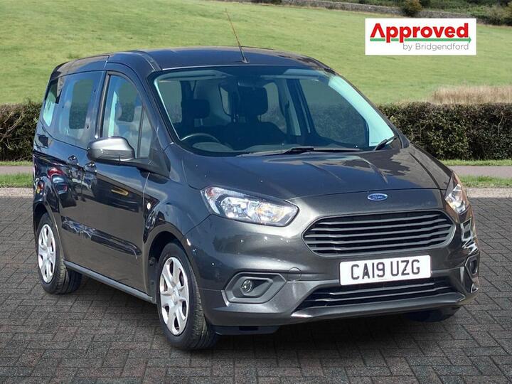 Ford Tourneo Courier 1.5 TDCi Zetec Euro 6 5dr Ford Tourneo Courier 1.5 TDCi Zetec Euro 6 5dr