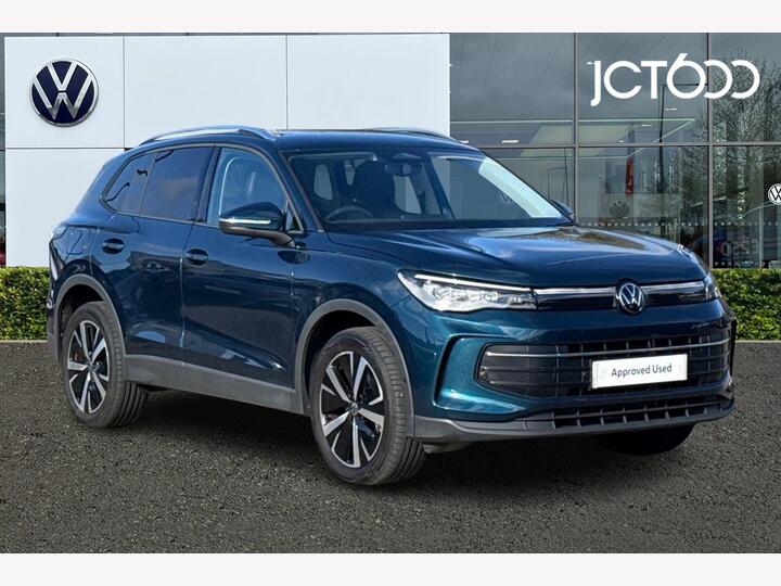 Volkswagen Tiguan 1.5 TSI EHybrid 19.7kWh Match DSG Euro 6 (s/s) 5dr Volkswagen Tiguan 1.5 TSI EHybrid 19.7kWh Match DSG Euro 6 (s/s) 5dr